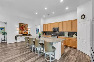 2012 Elkington Cir, Conroe, TX 77304 - Photo 13