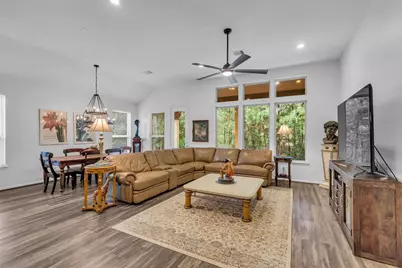 2012 Elkington Circle, Conroe, TX 77304 - Photo 19