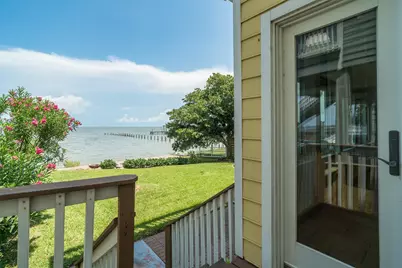 804 Bay Avenue, Kemah, TX 77565 - Photo 35