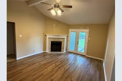 116 Lasso Street, Angleton, TX 77515 - Photo 3