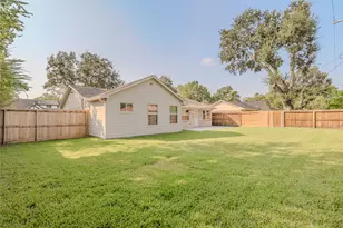 12406 Whittington Dr, Houston, TX 77077 - Photo 5