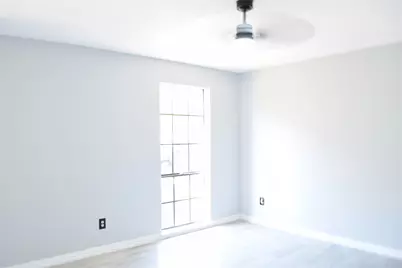 12500 Sandpiper Drive #113, Houston, TX 77035 - Photo 11