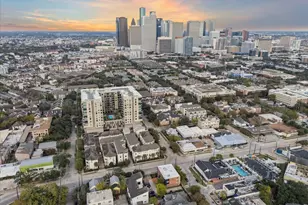 118 Tuam St, Houston, TX 77006 - Photo 7