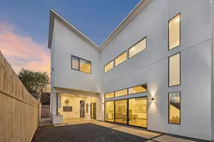 118 Tuam St, Houston, TX 77006 - Photo 41