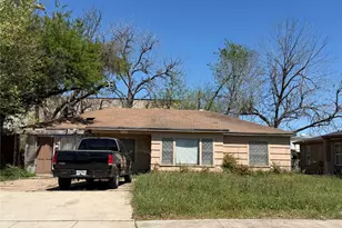 11530 Shoshone Rd, Houston, TX 77055 - Photo 3