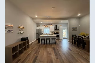 3424 Ursuline Street, Galveston, TX 77550 - Photo 13