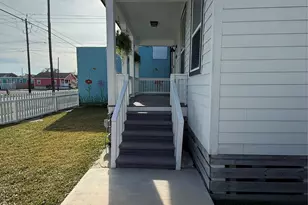 3424 Ursuline St, Galveston, TX 77550 - Photo 5