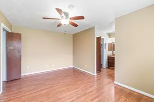 108 Meadow Creek Dr, Schulenburg, TX 78956 - Photo 19
