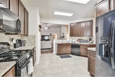11514 Dahlia Dale Drive, Tomball, TX 77375 - Photo 13