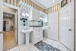 13906 Placid Woods Ct, Sugar Land, TX 77498 - Photo 19