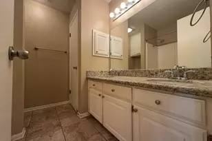 629 W Ridge Dr, College Station, TX 77845 - Photo 9