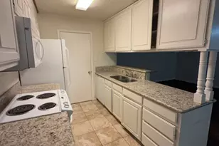 629 W Ridge Dr, College Station, TX 77845 - Photo 3