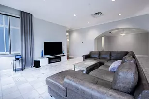 2016 Main St, Houston, TX 77002 - Photo 9
