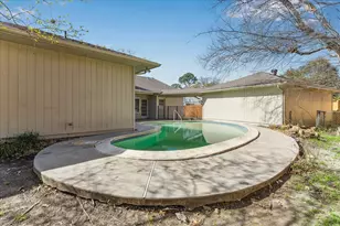 607 Blue Willow Dr, Houston, TX 77042 - Photo 5