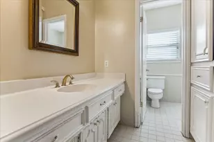 607 Blue Willow Dr, Houston, TX 77042 - Photo 15