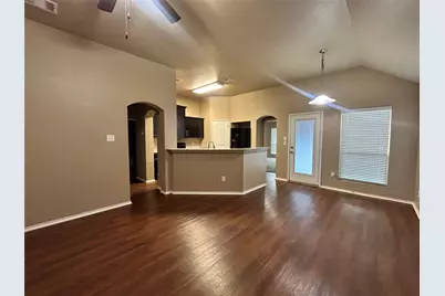 117 Brookside Drive, Huntsville, TX 77320 - Photo 5