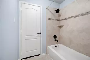 2756 Panzano Ln, League City, TX 77573 - Photo 39