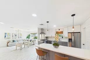 1750 Conrad Sauer Dr, Houston, TX 77043 - Photo 9