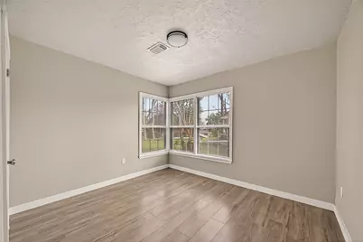 1221 Parkway Street, Baytown, TX 77520 - Photo 9