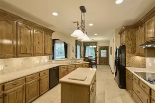 26205 Crown Ranch Blvd, Montgomery, TX 77316 - Photo 15