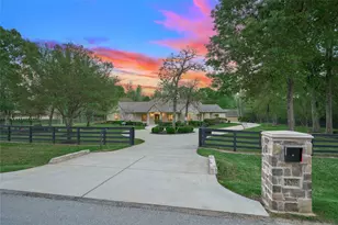 26205 Crown Ranch Blvd, Montgomery, TX 77316 - Photo 3