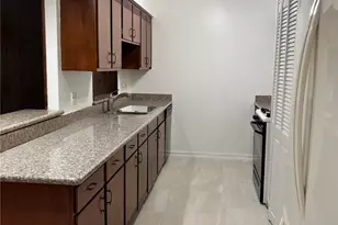 15347 E Barbara Cir, Houston, TX 77071 - Photo 5