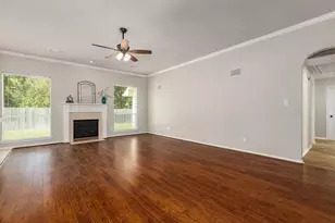 14618 Kings Head Dr, Houston, TX 77044 - Photo 9