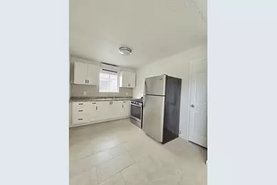 3843 Mount Pleasant St, Houston, TX 77021 - Photo 3