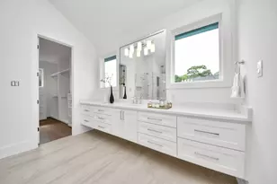 1721 Chantilly Ln, Houston, TX 77018 - Photo 25