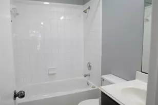 11931 Panay Village Cir, Houston, TX 77048 - Photo 17