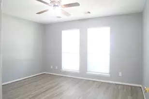 11931 Panay Village Cir, Houston, TX 77048 - Photo 15