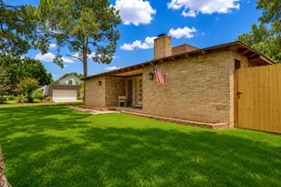 14310 Locke Ln, Houston, TX 77077 - Photo 7