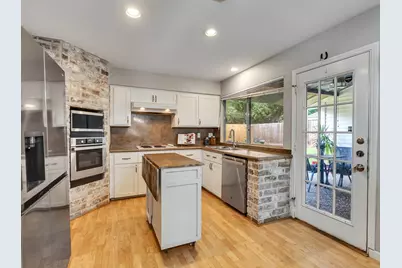 14310 Locke Lane, Houston, TX 77077 - Photo 19