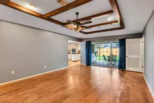14310 Locke Ln, Houston, TX 77077 - Photo 15