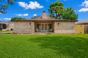 14310 Locke Ln, Houston, TX 77077 - Photo 7