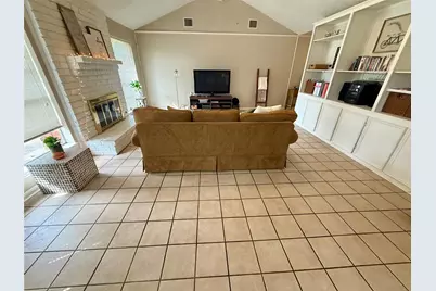 217 Banyan Drive, Lake Jackson, TX 77566 - Photo 9