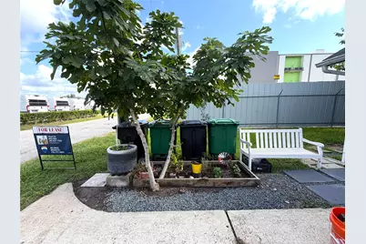 2808 Columbia Street, Houston, TX 77008 - Photo 1