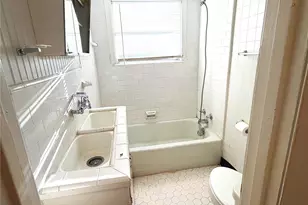 2808 Columbia St, Houston, TX 77008 - Photo 5