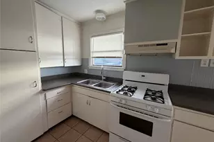 2808 Columbia St, Houston, TX 77008 - Photo 3