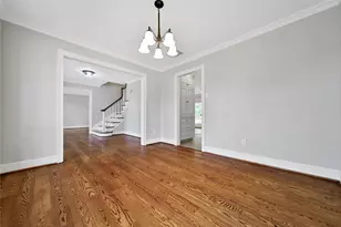 1061 Richelieu Ln, Houston, TX 77018 - Photo 9