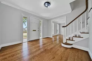 1061 Richelieu Ln, Houston, TX 77018 - Photo 3