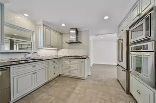 1061 Richelieu Ln, Houston, TX 77018 - Photo 13