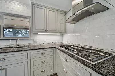 1061 Richelieu Lane, Houston, TX 77018 - Photo 11