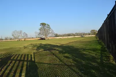 5706 S Acres Drive, Houston, TX 77048 - Photo 3