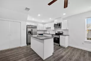 8637 Peachtree St, Houston, TX 77016 - Photo 13