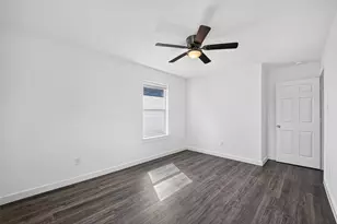 8637 Peachtree St, Houston, TX 77016 - Photo 27