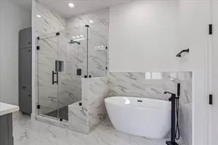 9426 Campbell Rd, Houston, TX 77080 - Photo 11