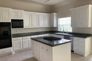 19818 Parkwater Cir, Katy, TX 77450 - Photo 9