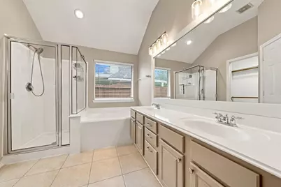 6806 Topsfield Point Drive, Humble, TX 77346 - Photo 9