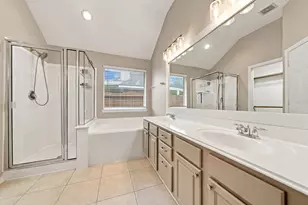 6806 Topsfield Point Dr, Humble, TX 77346 - Photo 9